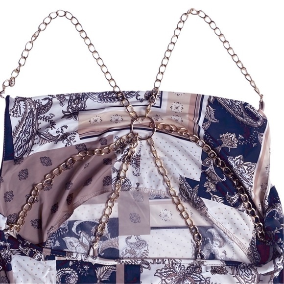 🔥🔥HPX2 Make a Statement: The HPX2 Bold Bandana Tank with Chain Straps‎ - Picture 3 of 6